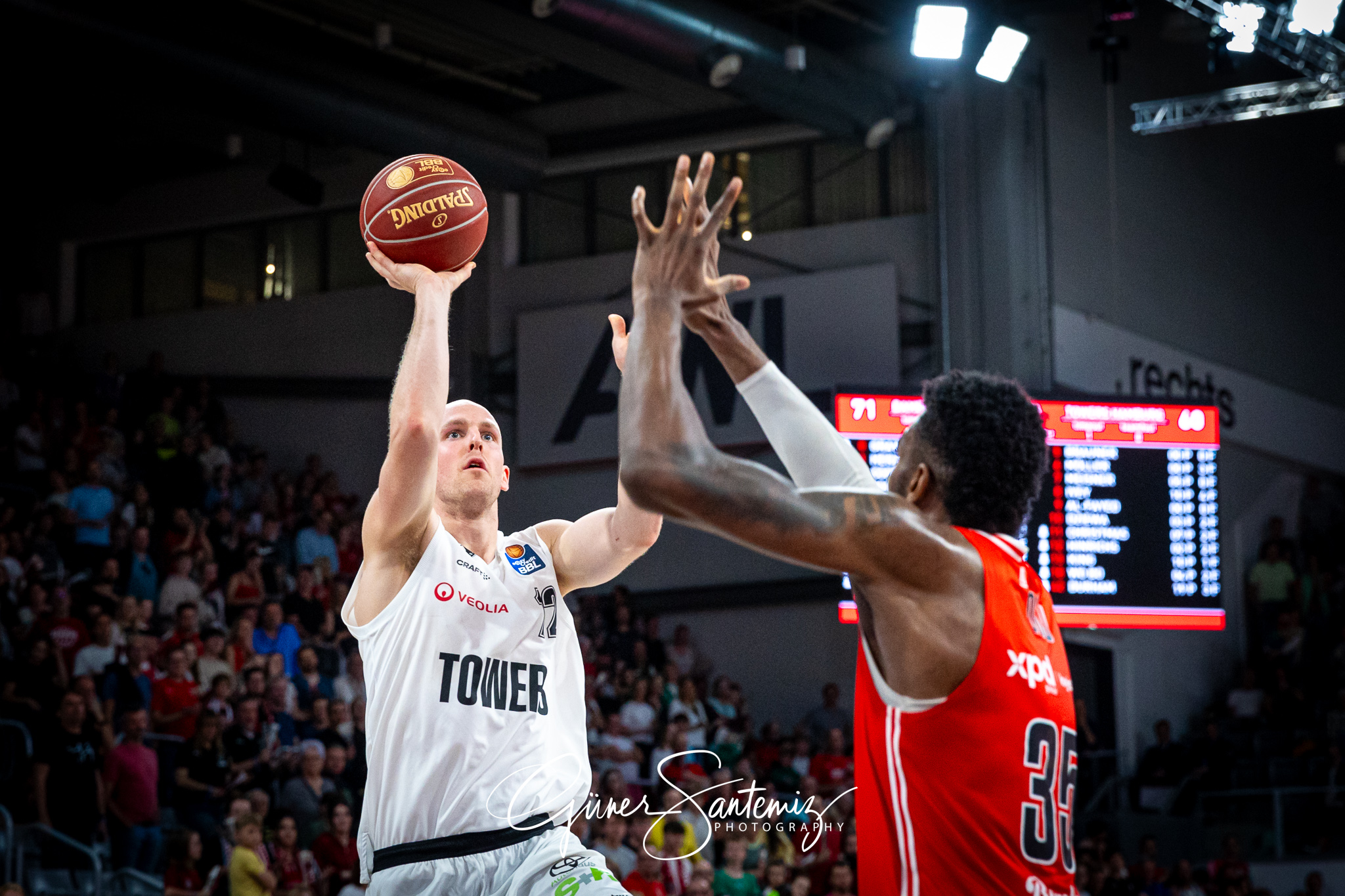 Bamberg Baskets vs. Veolia Hamburg Towers - Basketball - easyCre