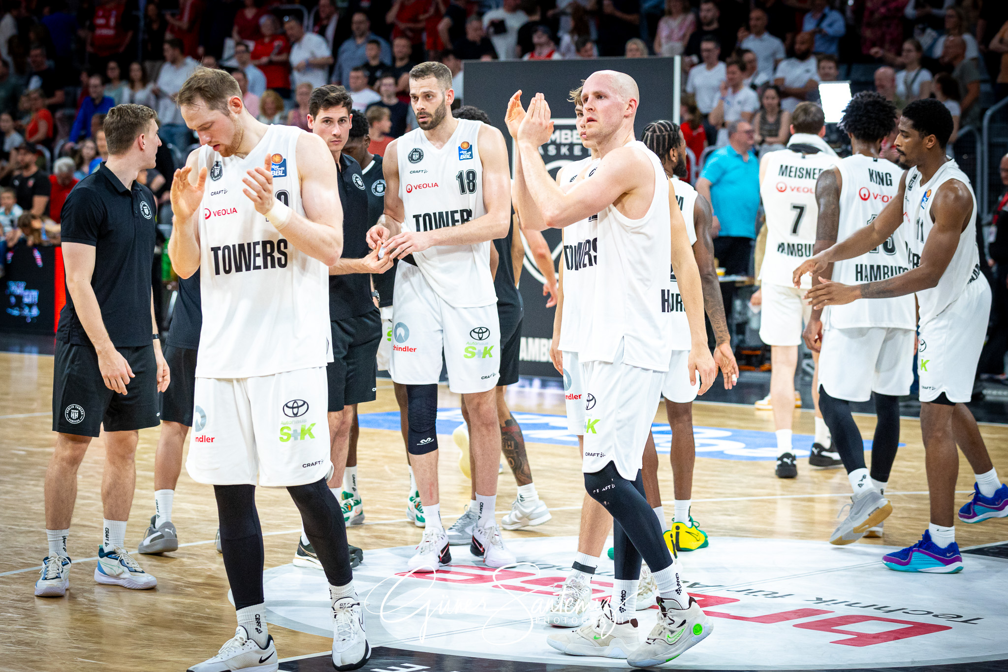 Bamberg Baskets vs. Veolia Hamburg Towers - Basketball - easyCre