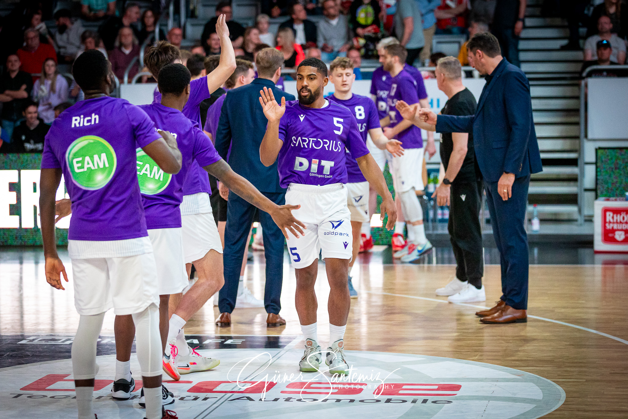 Bamberg Baskets vs. BG Goettingen - Basketball - easyCredit BBL