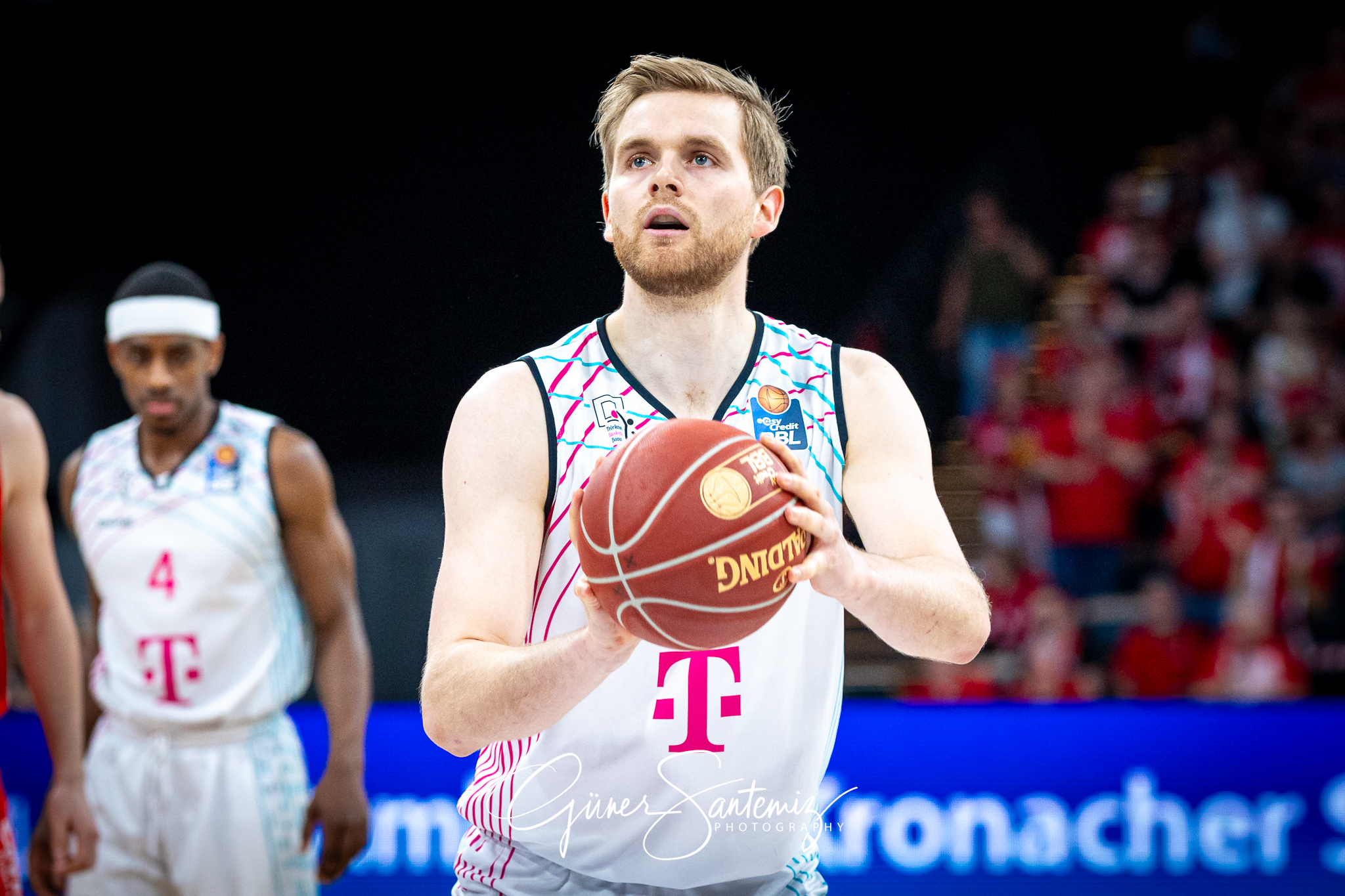Bamberg Baskets vs. Telekom Baskets Bonn - Basketball - easyCred
