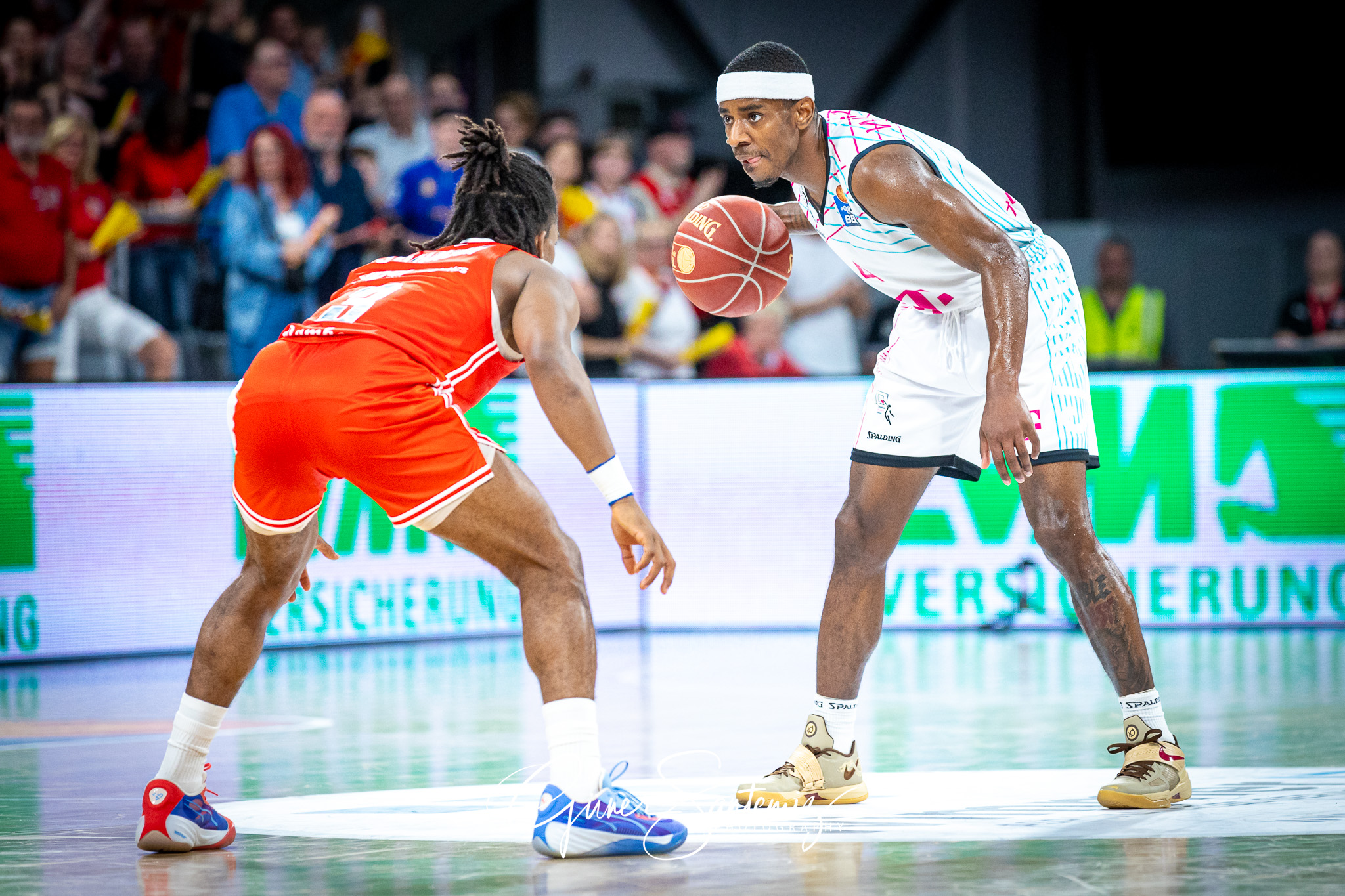 Bamberg Baskets vs. Telekom Baskets Bonn - Basketball - easyCred
