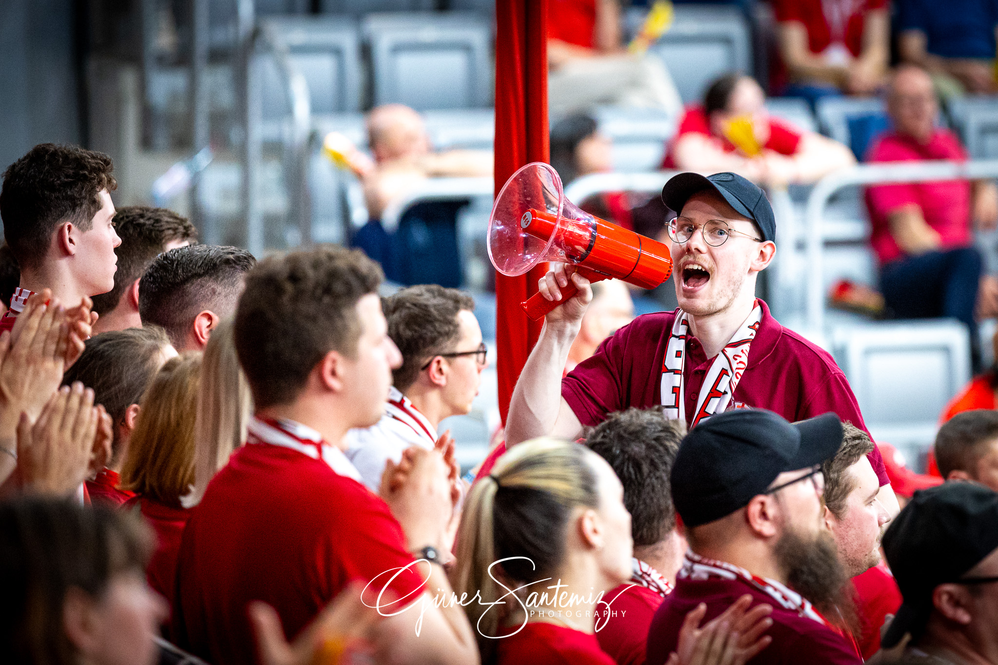 Bamberg Baskets vs. Telekom Baskets Bonn - Basketball - easyCred