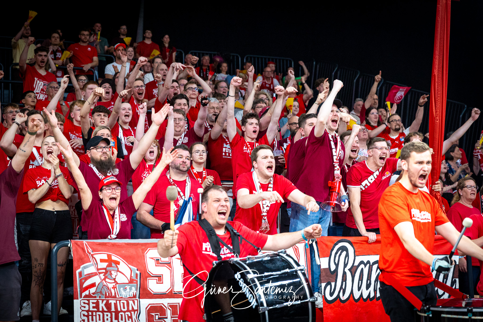 Bamberg Baskets vs. Telekom Baskets Bonn - Basketball - easyCred