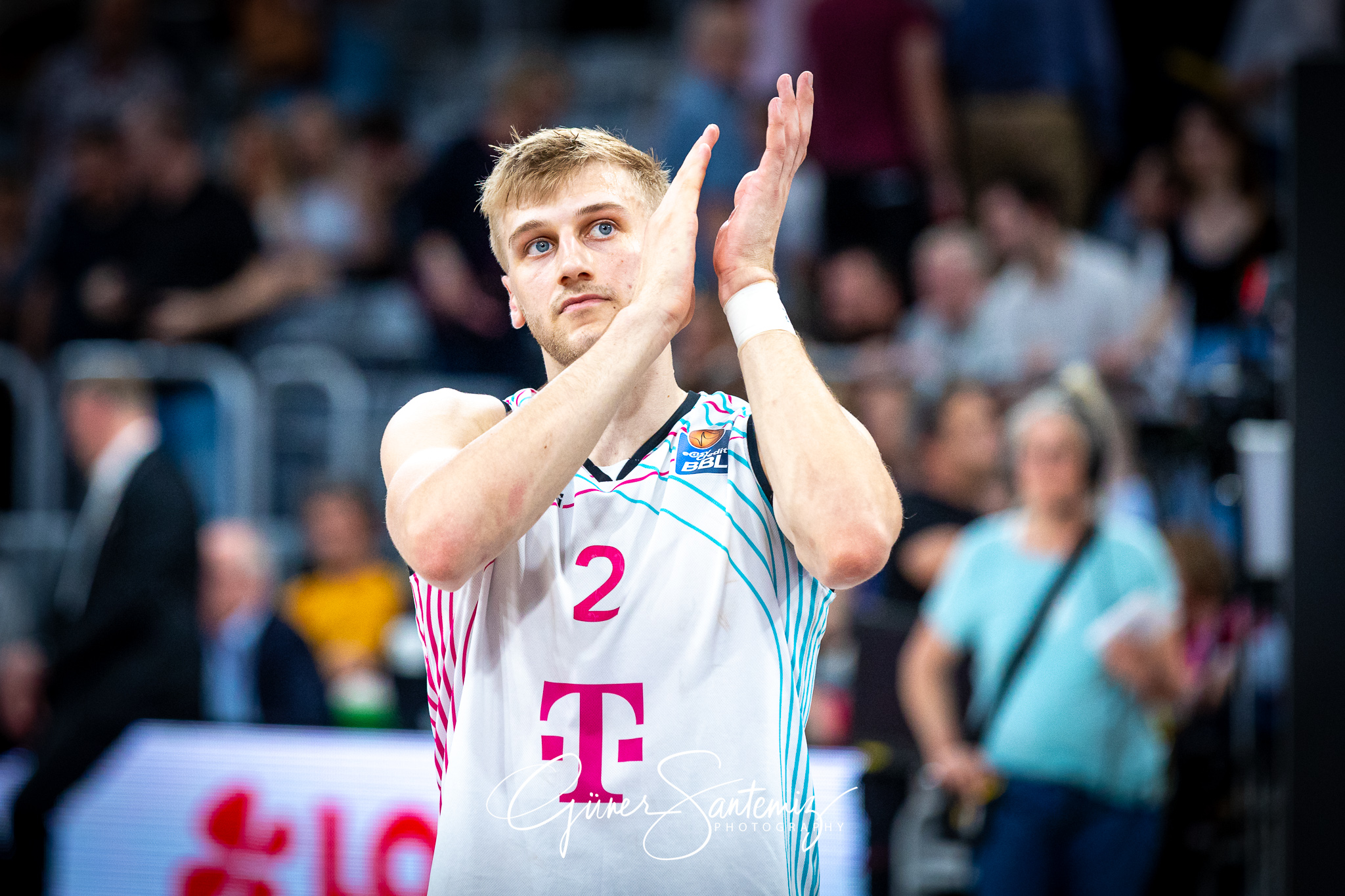 Bamberg Baskets vs. Telekom Baskets Bonn - Basketball - easyCred