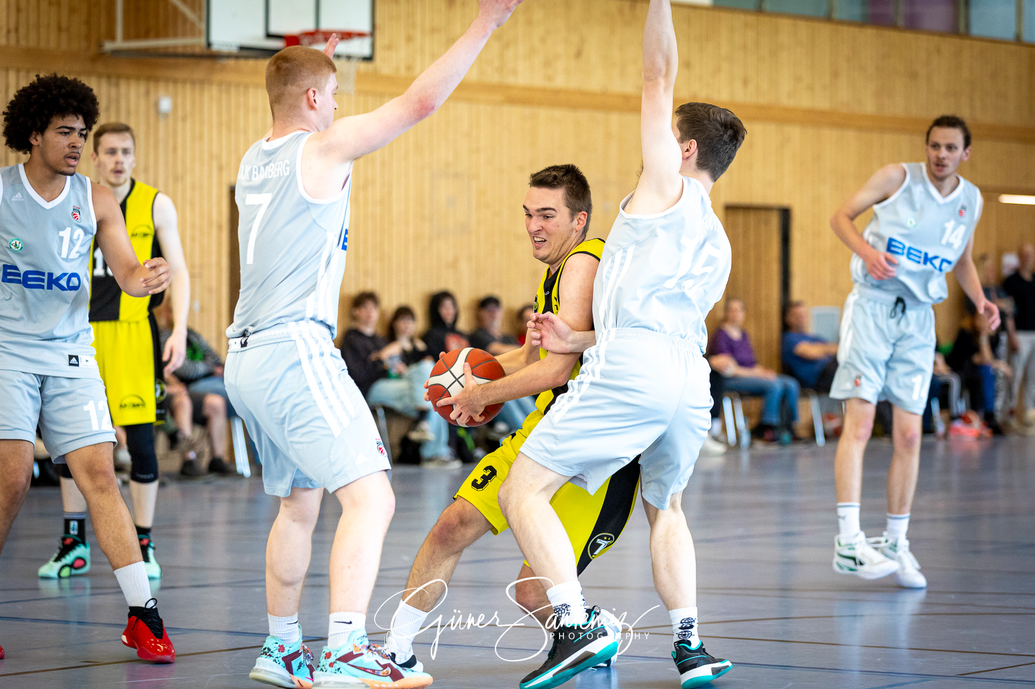 Bayerische Meisterschaften U20m - Basketball - Bayerische Meiste
