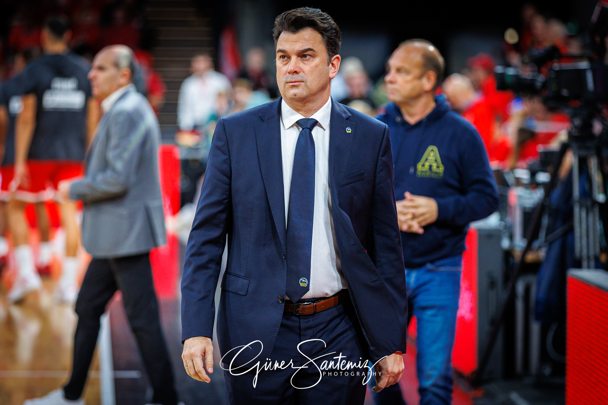 Bamberg Baskets vs. ALBA Berlin - Basketball - BBL Pokal - Viert