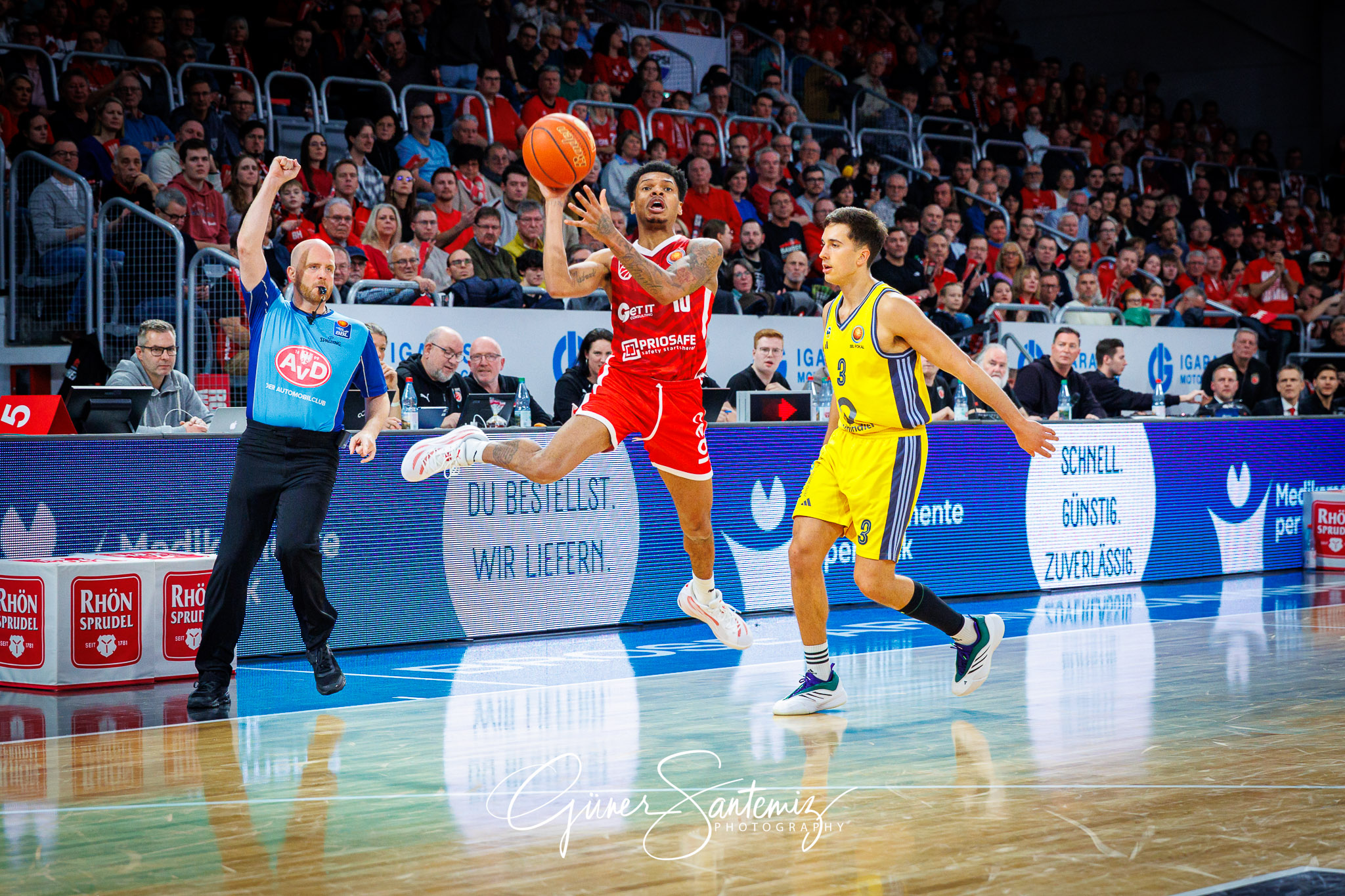 Bamberg Baskets vs. ALBA Berlin - Basketball - BBL Pokal - Viert