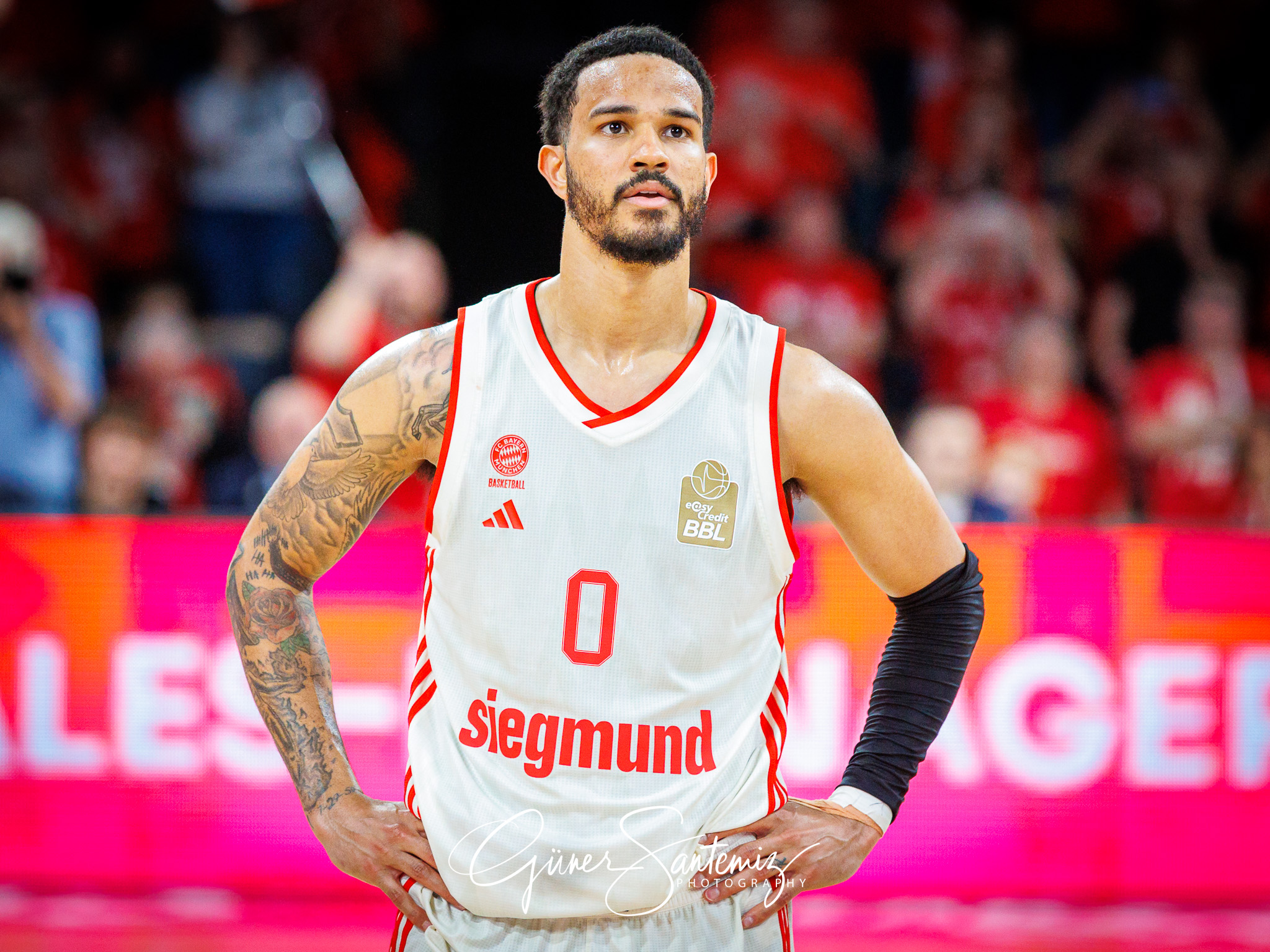 Bamberg Baskets vs. FC Bayern Muenchen Basketball - Basketball -