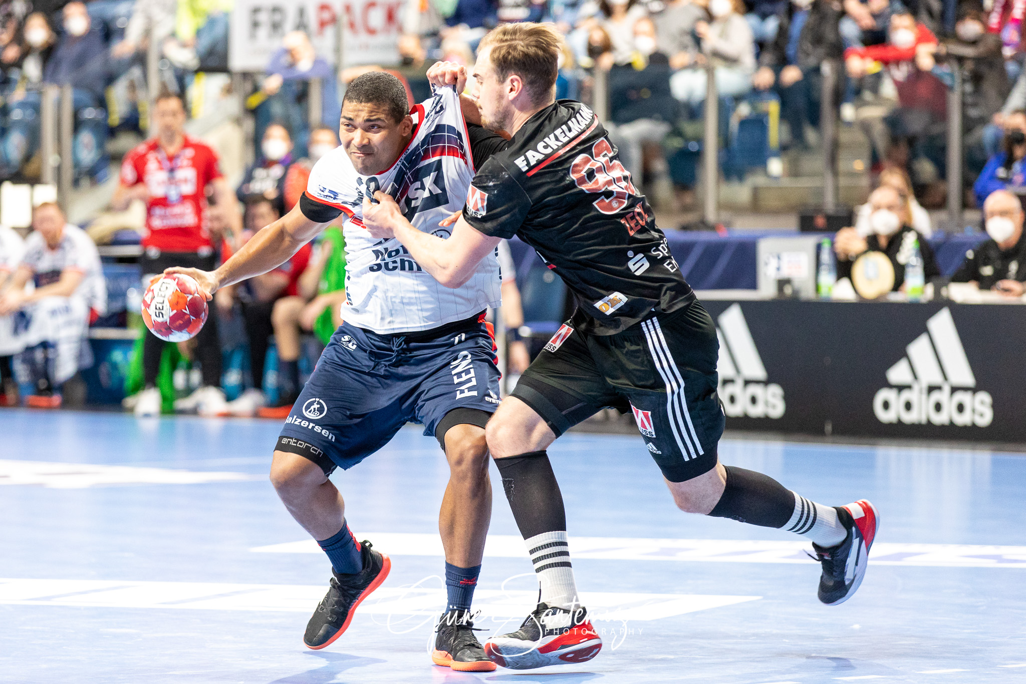 HC Erlangen vs. SG Flensburg-Handewitt - Handball - Bundesliga -