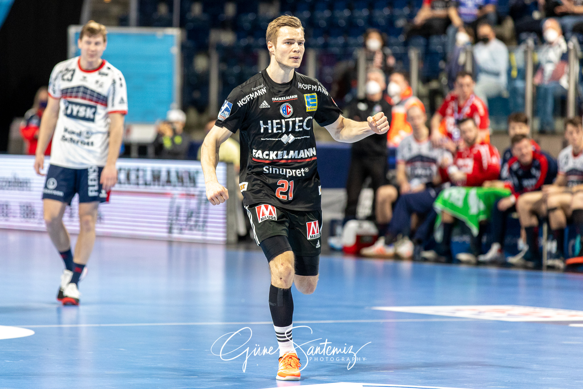 HC Erlangen vs. SG Flensburg-Handewitt - Handball - Bundesliga -