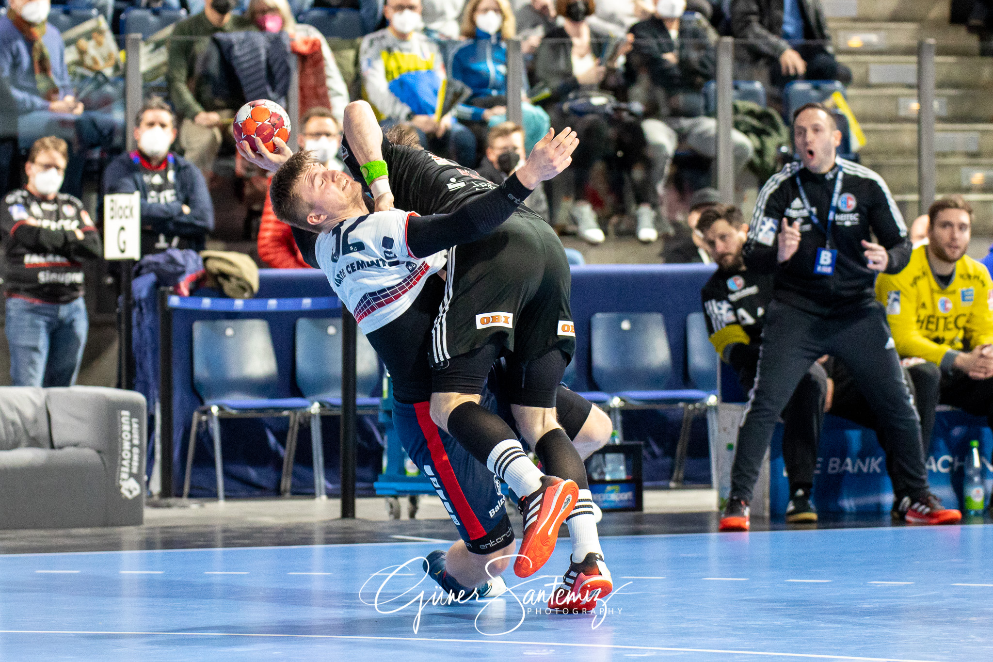 HC Erlangen vs. SG Flensburg-Handewitt - Handball - Bundesliga -