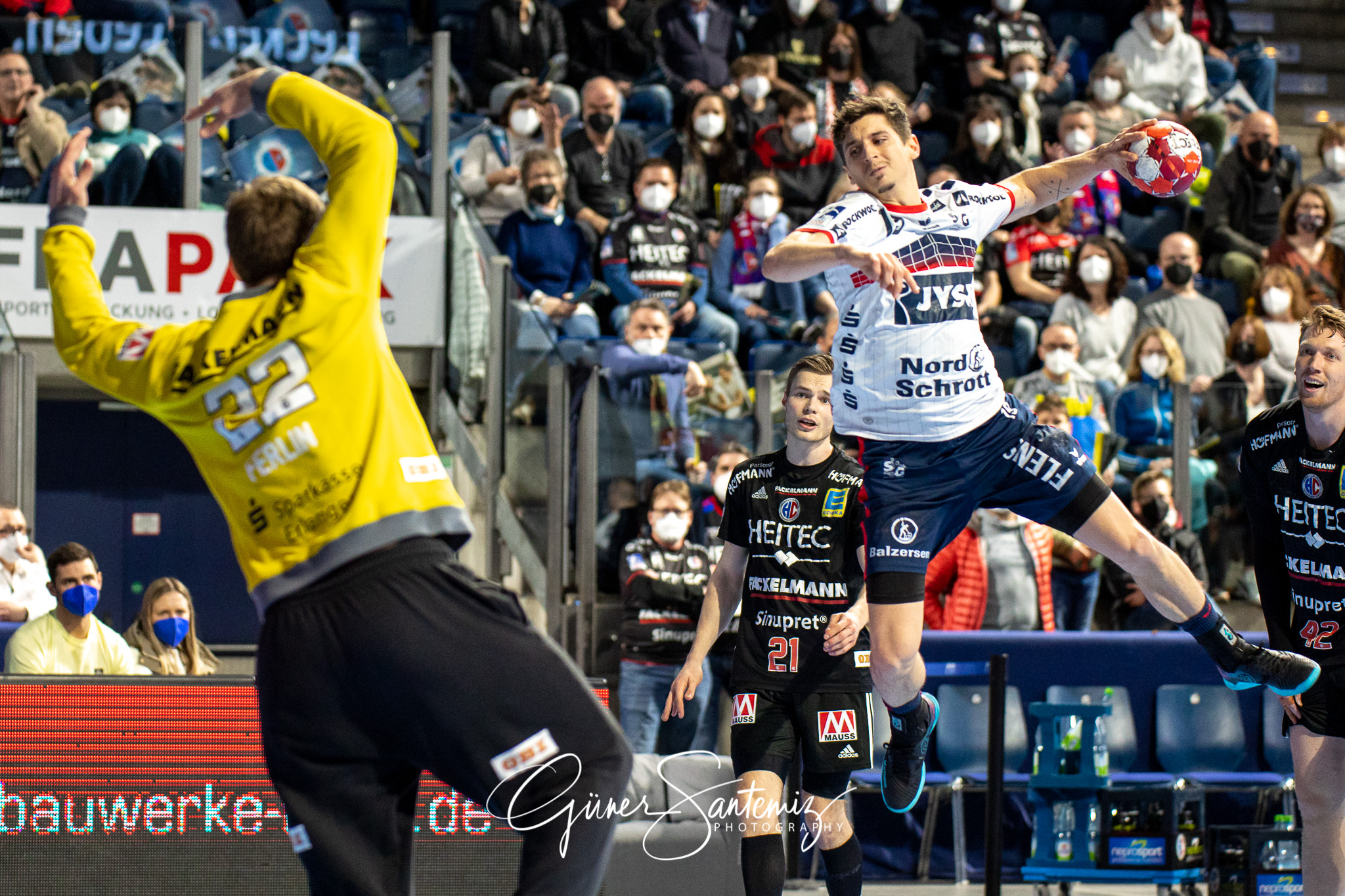HC Erlangen vs. SG Flensburg-Handewitt - Handball - Bundesliga -