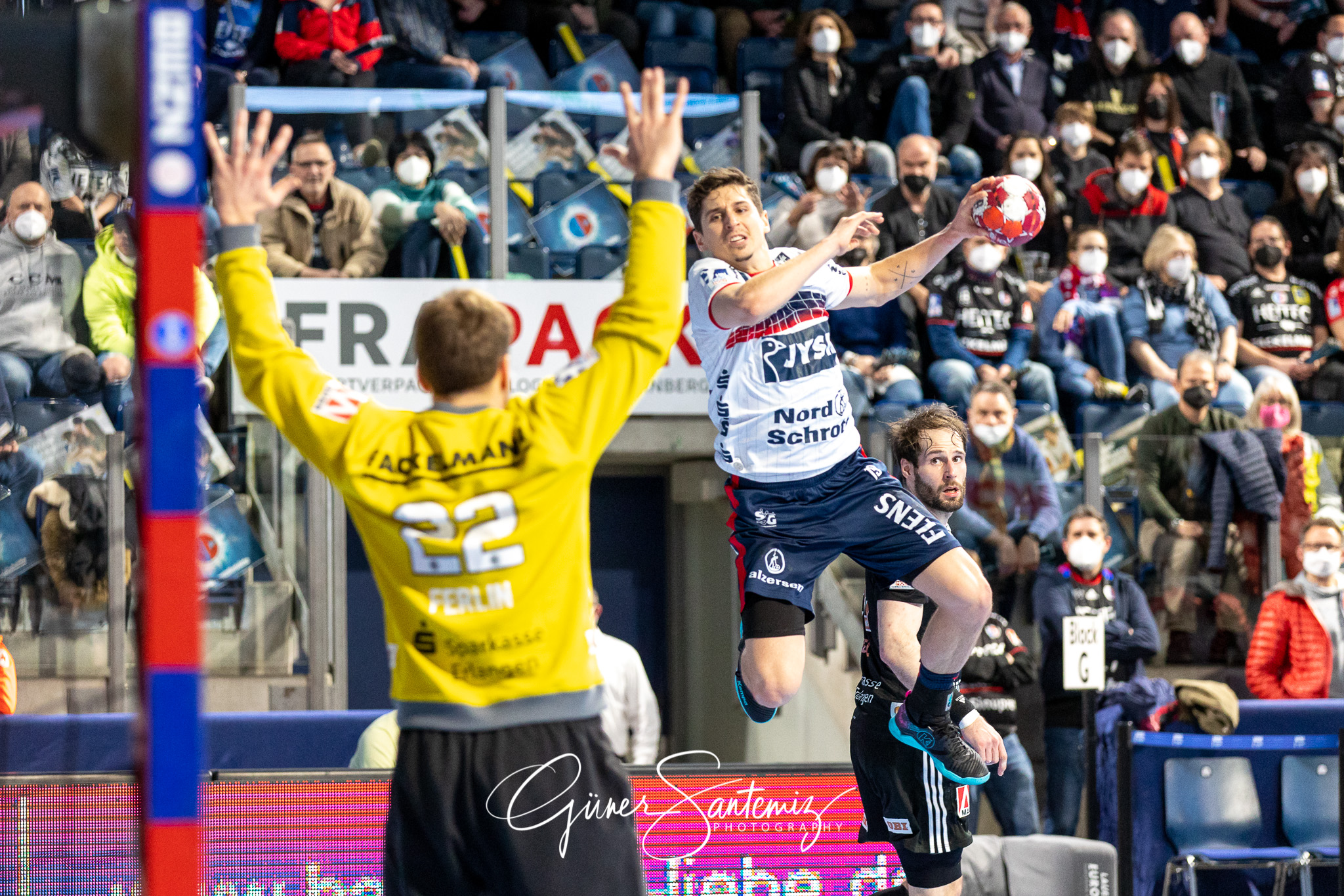 HC Erlangen vs. SG Flensburg-Handewitt - Handball - Bundesliga -