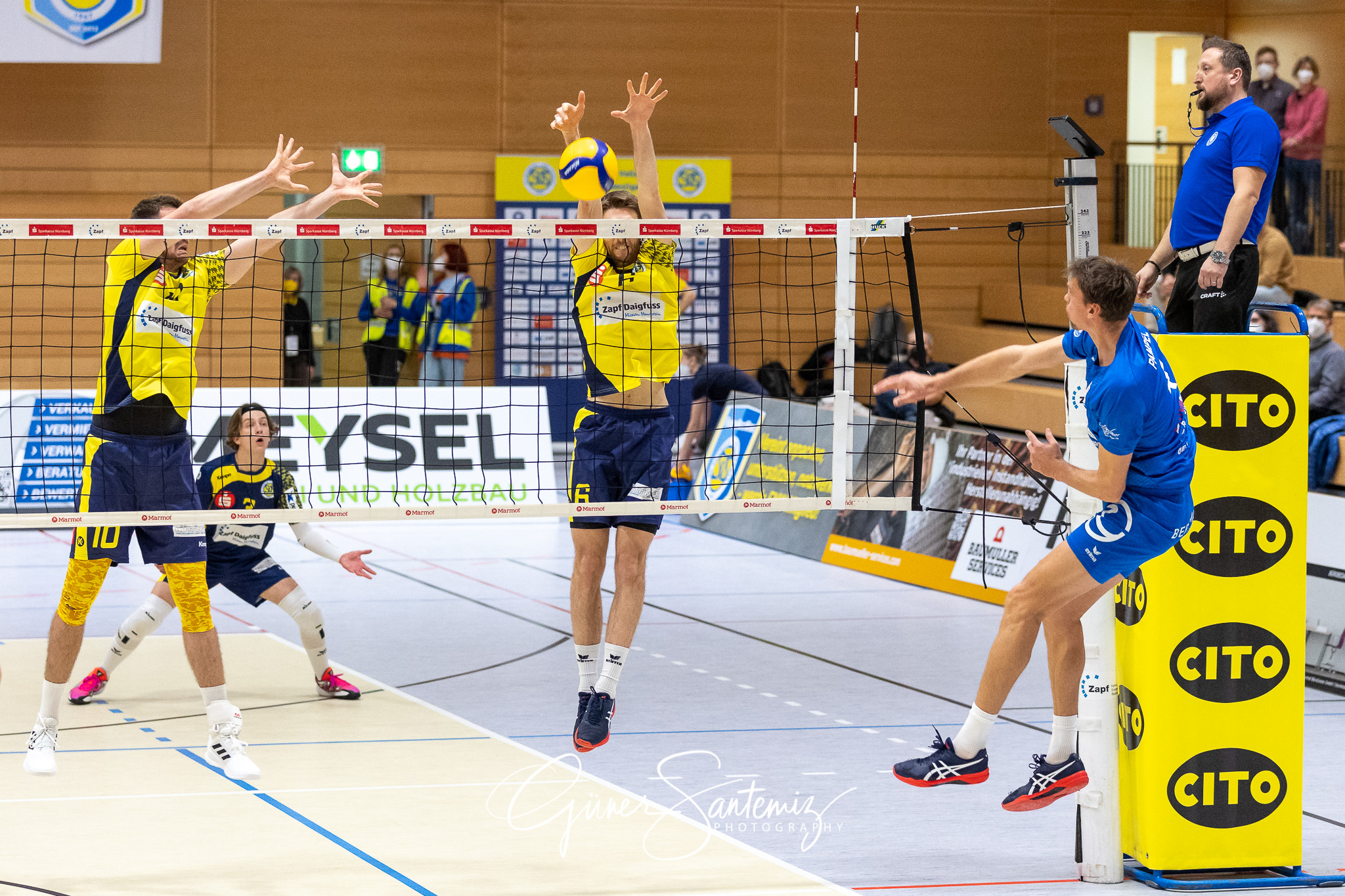 SV Schwaig - TSV Mimmenhausen, Volleyball, 2. Bundesliga Sued, 8. Spieltag, Saison 2021/2022, 20.11.2021