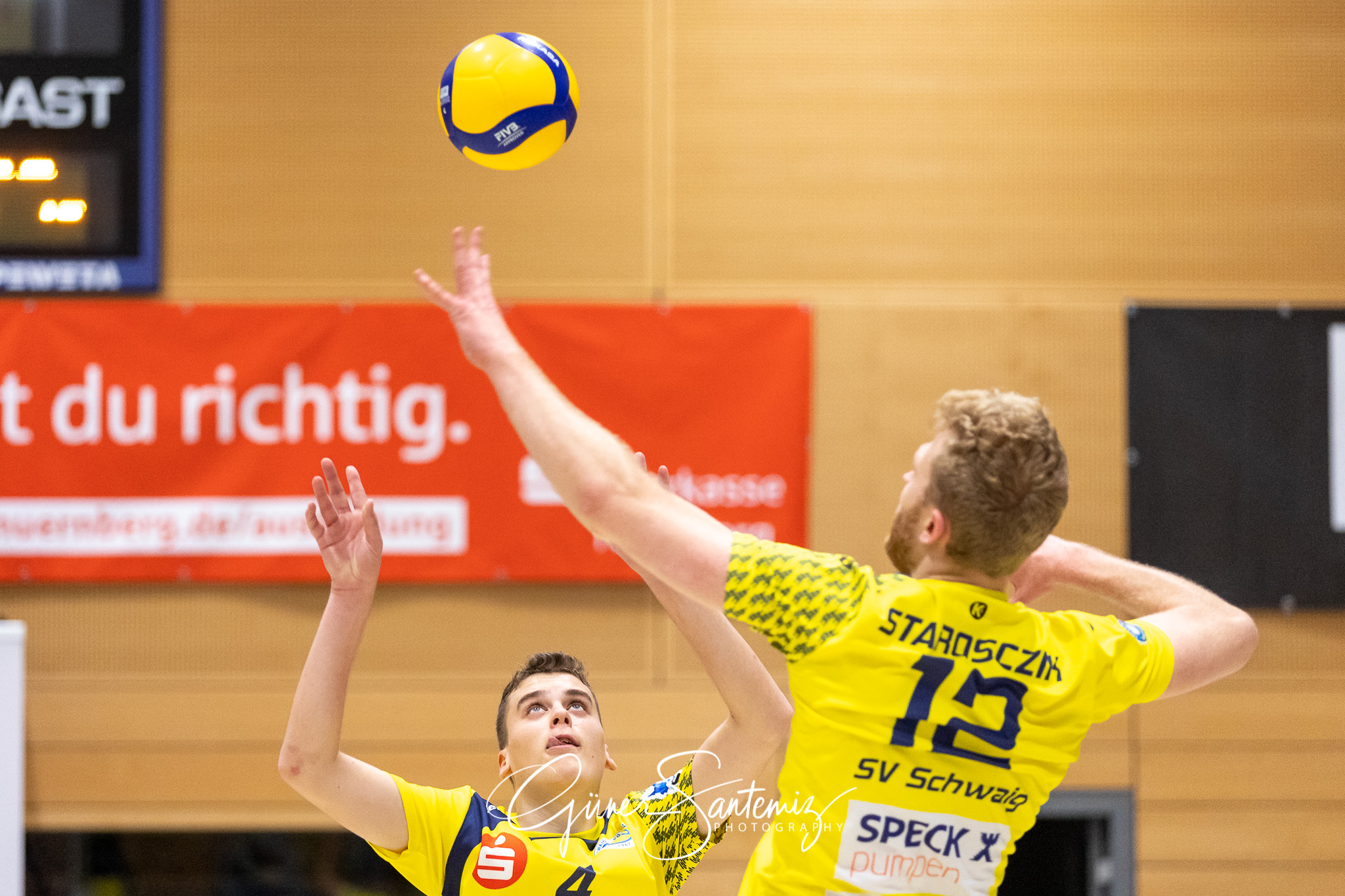 SV Schwaig - TSV Mimmenhausen, Volleyball, 2. Bundesliga Sued, 8. Spieltag, Saison 2021/2022, 20.11.2021