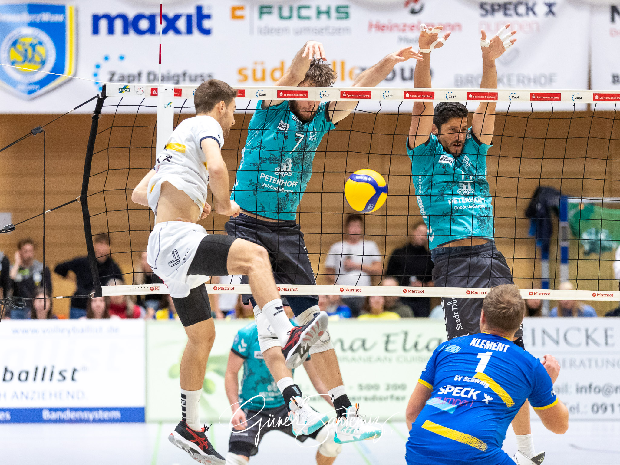 SV Schwaig vs. SWD powervolleys Dueren - Volleyball - DVV-Pokal