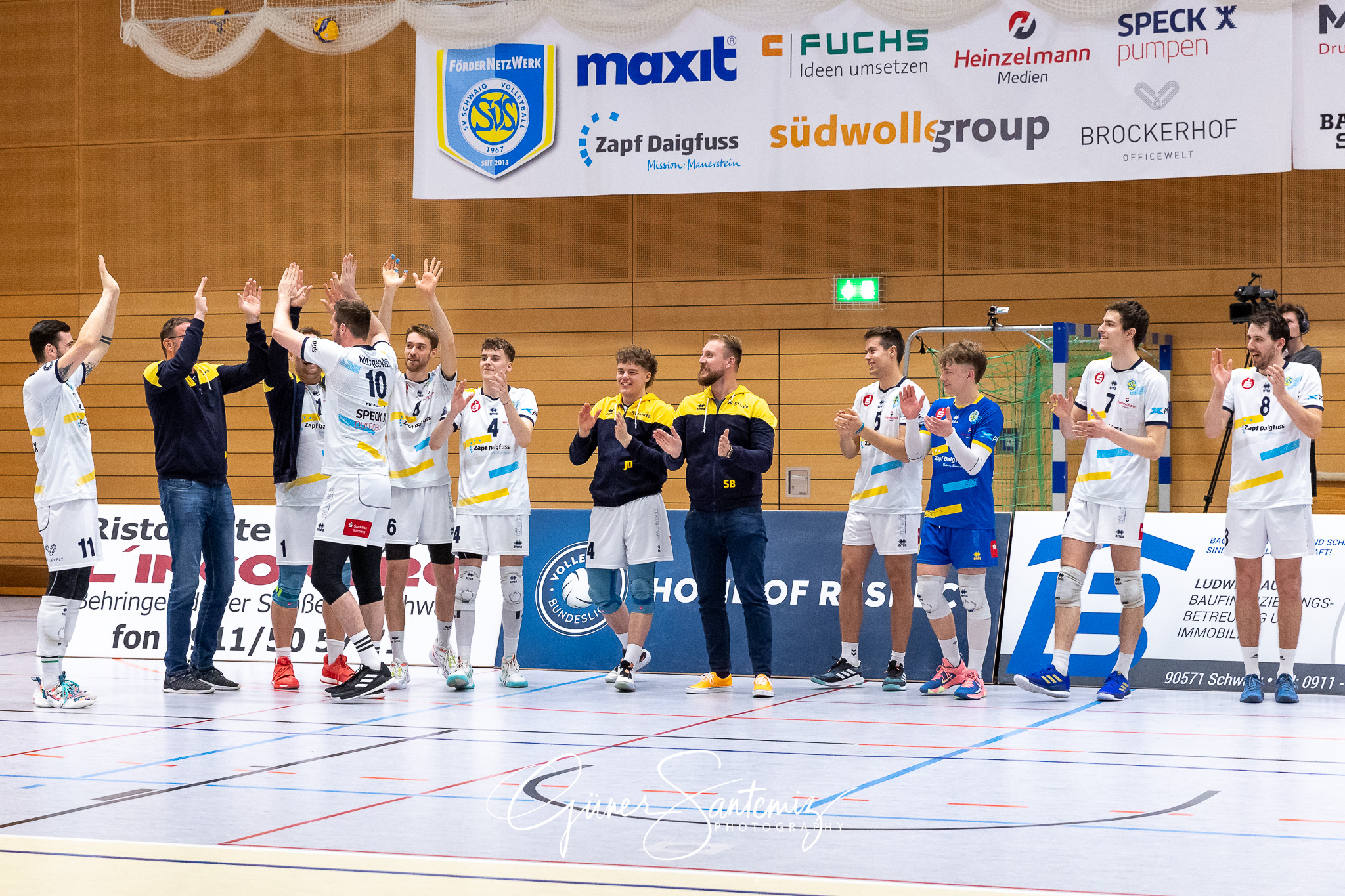 SV Schwaig vs. GSVE Delitzsch - Volleyball - 2. Bundesliga Sued
